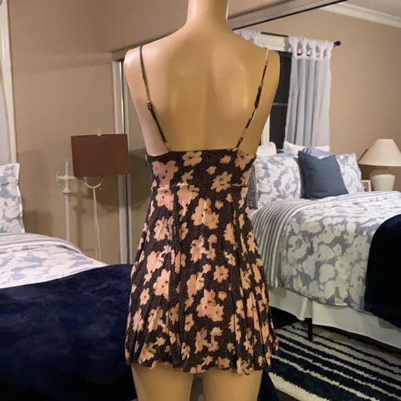 Silence Noise sundress - Picture 2 of 2